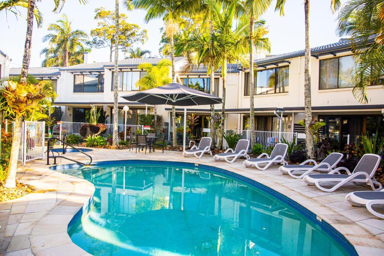 2 Bedroom Renovated Townhouse, Walk To Noosa River Нусавиль Экстерьер фото